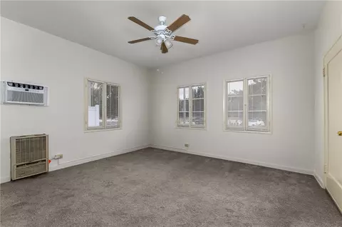 Bedroom - 264 E Glenarm, Pasadena, CA 91106 photo 2 of 3