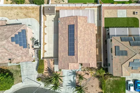 View/Area - 1070 Viscano Ct, Perris, CA 92571 photo 3 of 5