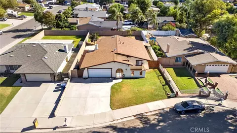 View/Area - 7616 Della, Riverside, CA 92503 photo 1 of 2