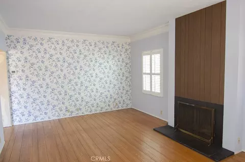 Living - 3344 Thorndale Rd, Pasadena, CA 91107 photo 2 of 2