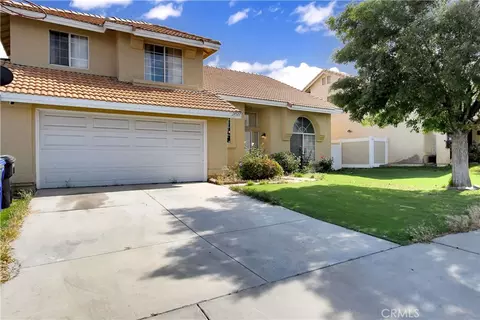 14527 Pony Trail Rd, Victorville, CA 92392