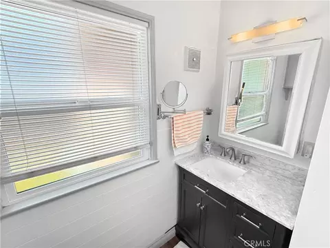 Bath - 3618 E Del Mar Blvd, Pasadena, CA 91107 photo 3 of 3