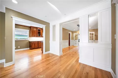 Entry Way - 132 N Sunset, Monrovia, CA 91016 photo 2 of 7