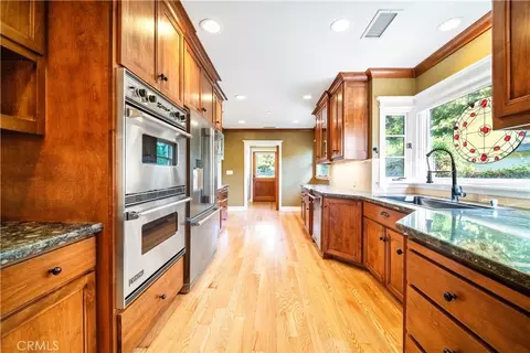 Kitchen - 132 N Sunset, Monrovia, CA 91016 photo 3 of 7