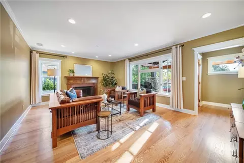 Living - 132 N Sunset, Monrovia, CA 91016 photo 3 of 6