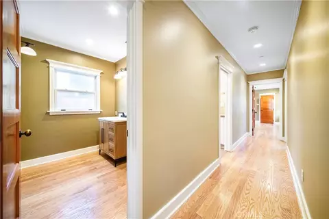 Entry Way - 132 N Sunset, Monrovia, CA 91016 photo 6 of 7