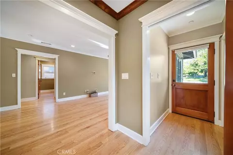 Entry Way - 132 N Sunset, Monrovia, CA 91016 photo 4 of 7