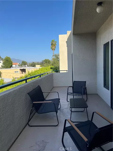 Exterior - 484 S Euclid, Pasadena, CA 91101 photo 3 of 3