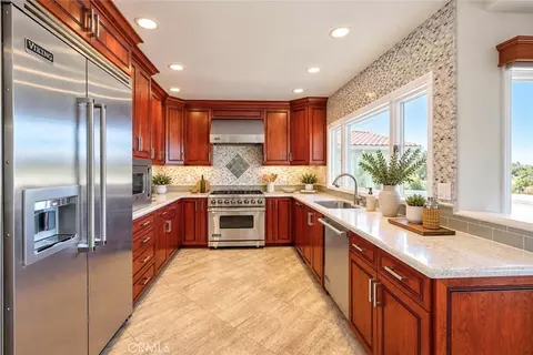 Kitchen - 11031 Meads, Orange, CA 92869 photo 3 of 7