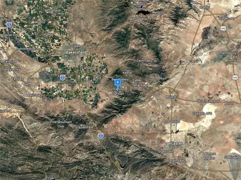 19001 Longhorn Ln, Tehachapi, CA 93561 photo 5
