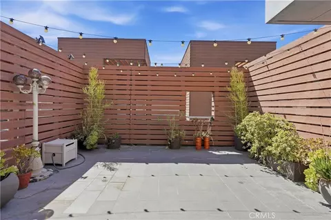 Exterior - 141 S Hudson Ave #403, Pasadena, CA 91101 photo 3 of 6