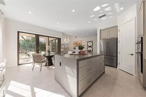 Kitchen - 117 Petunia, Irvine, CA 92618 photo 6 of 6