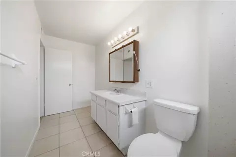 Bath - 11829 Ferris Rd #B, El Monte, CA 91732 photo 5 of 5