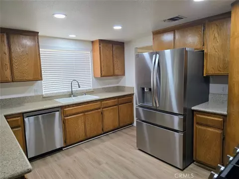 Kitchen - 7786 Bangor Ave, Hesperia, CA 92345 photo 3 of 3