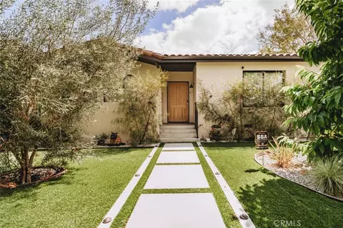642 N Cahuenga, Los Angeles, CA 90004