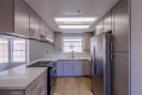 Kitchen - 331 Genoa #E, Monrovia, CA 91016 photo 1 of 3