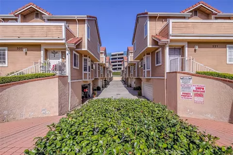 Exterior - 331 Genoa #E, Monrovia, CA 91016 photo 1 of 6