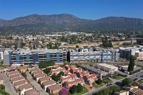 View/Area - 331 Genoa #E, Monrovia, CA 91016 photo 3 of 4