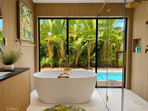 180 S Gardner, Los Angeles, CA 90036