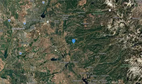 18200 Toyon Rd, Pine Grove, CA 95656 photo 4