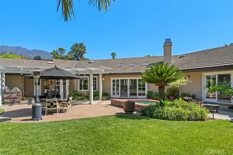 2085 Kaia Ln, Sierra Madre, CA 91024
