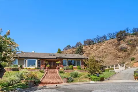 2085 Kaia Ln, Sierra Madre, CA 91024
