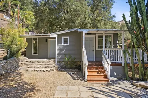 570 Brookside Ln, Sierra Madre, CA 91024