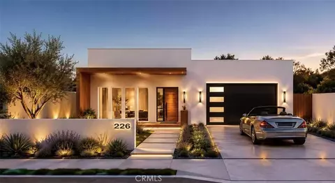 226 E Las Flores Dr, Altadena, CA 91001