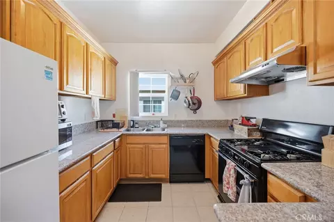 3711 Baldwin St #1205, Los Angeles, CA 90031