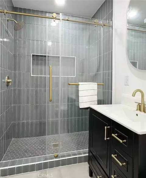 Bath - 354 Van Ness, Upland, CA 91786 photo 1 of 4