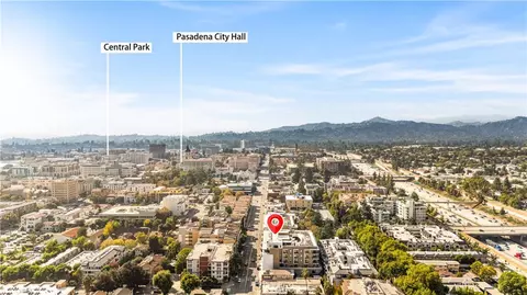 View/Area - 709 E Walnut St #215, Pasadena, CA 91101 photo 4 of 5