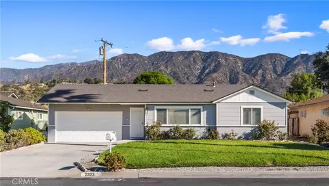 2323 Sesmas St, Duarte, CA 91010