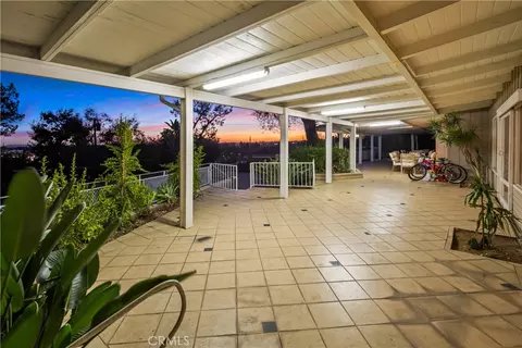 Exterior - 595 Rim Rd, Pasadena, CA 91107 photo 15 of 18