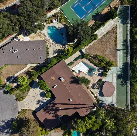View/Area - 595 Rim Rd, Pasadena, CA 91107 photo 7 of 7