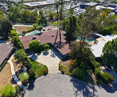 View/Area - 595 Rim Rd, Pasadena, CA 91107 photo 2 of 7