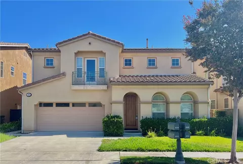 522 S Petunia St, La Habra, CA 90631