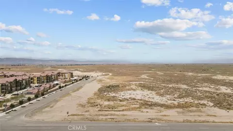 30 Avenue H, Lancaster, CA 93536 photo 3