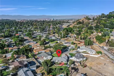View/Area - 6049 Colonial, Riverside, CA 92506 photo 2 of 3