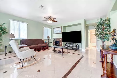 Living - 43903 Spring, Lancaster, CA 93536 photo 3 of 4