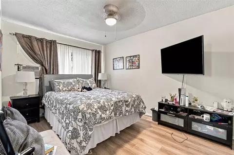 Bedroom - 1677 N N Lk, Pasadena, CA 91104 photo 1 of 2