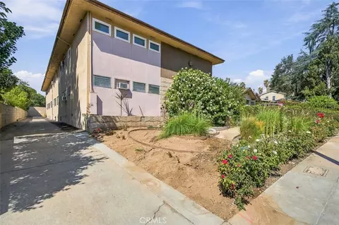 Exterior - 1677 N N Lk, Pasadena, CA 91104 photo 3 of 8