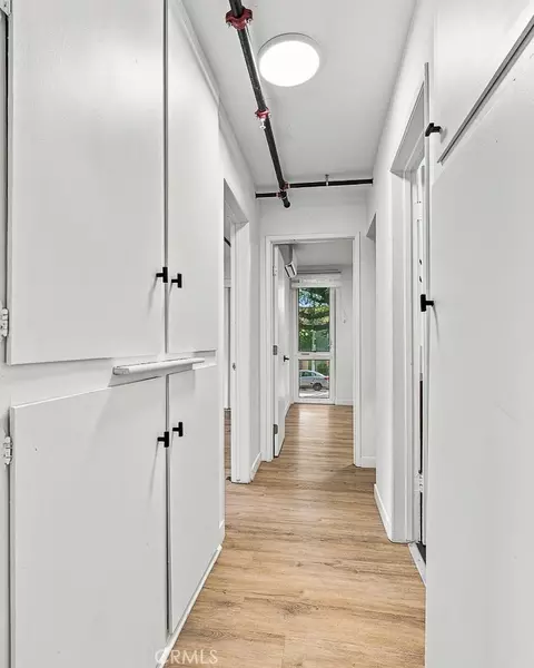 Entry Way - 435 N Euclid, Pasadena, CA 91101 photo 1 of 1