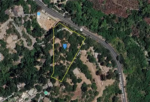 625 Falls Dr, Topanga, CA 90290
