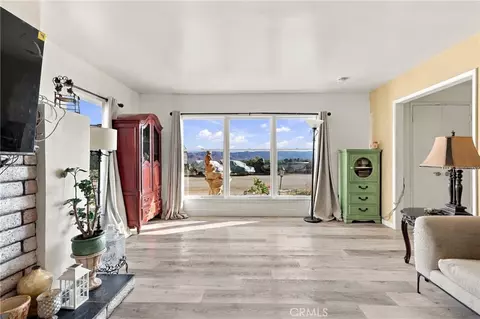 Living - 3255 Ditch, Simi Valley, CA 93063 photo 1 of 1