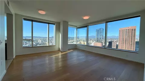 889 Francisco St #3608, Los Angeles, CA 90017