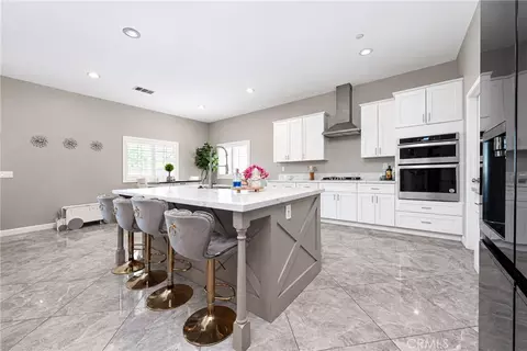 Kitchen - 21688 Bailly, Perris, CA 92570 photo 2 of 2