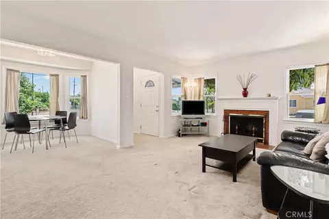 1801 N Buena Vista St, Burbank, CA 91505