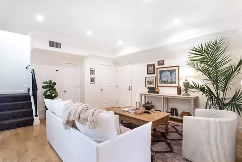 5335 Cartwright Ave #7, North Hollywood, CA 91601