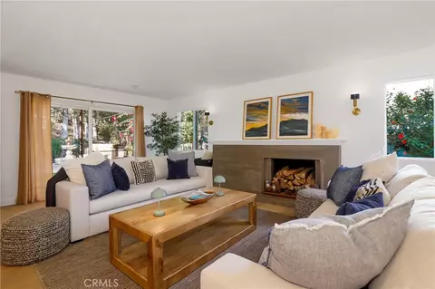 5871 Maury Ave, Woodland Hills, CA 91367