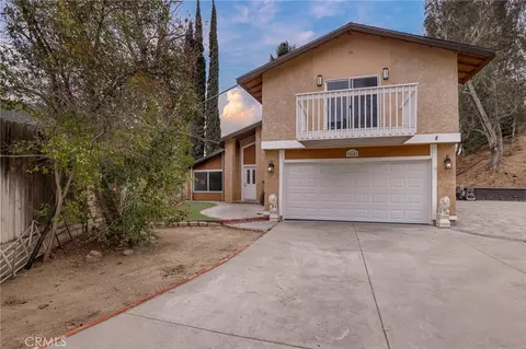 20643 Calhaven Dr, Santa Clarita, CA 91390